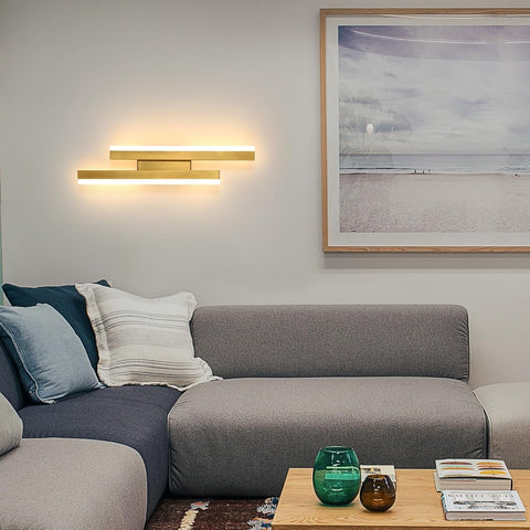 Aplique LED Moderno Dorado – Diseño Lineal