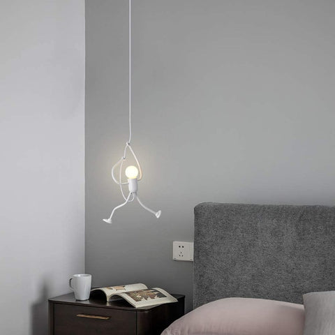 Lámpara de araña creativa moderna y encantadora blanca, diseño de dibujos animados de Iron Man, lámpara elegante para habitación de niños, mesita de noche, sala de estar, balcón, estudio