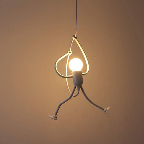 Lámpara de araña creativa moderna y encantadora blanca, diseño de dibujos animados de Iron Man, lámpara elegante para habitación de niños, mesita de noche, sala de estar, balcón, estudio